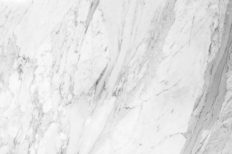 White-Wallpaper
